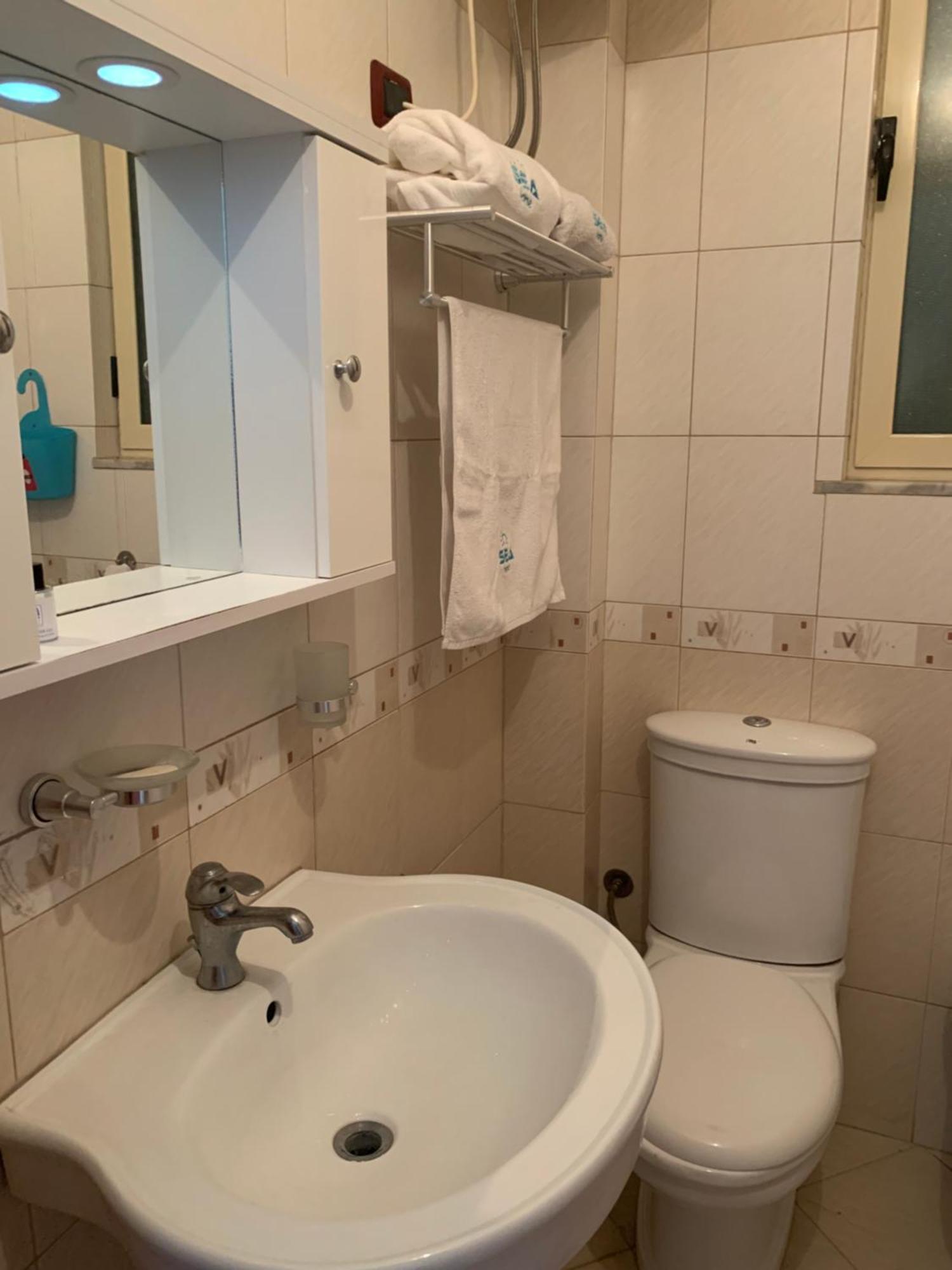 Lungomare Apartment Sea Home Vlorë Esterno foto