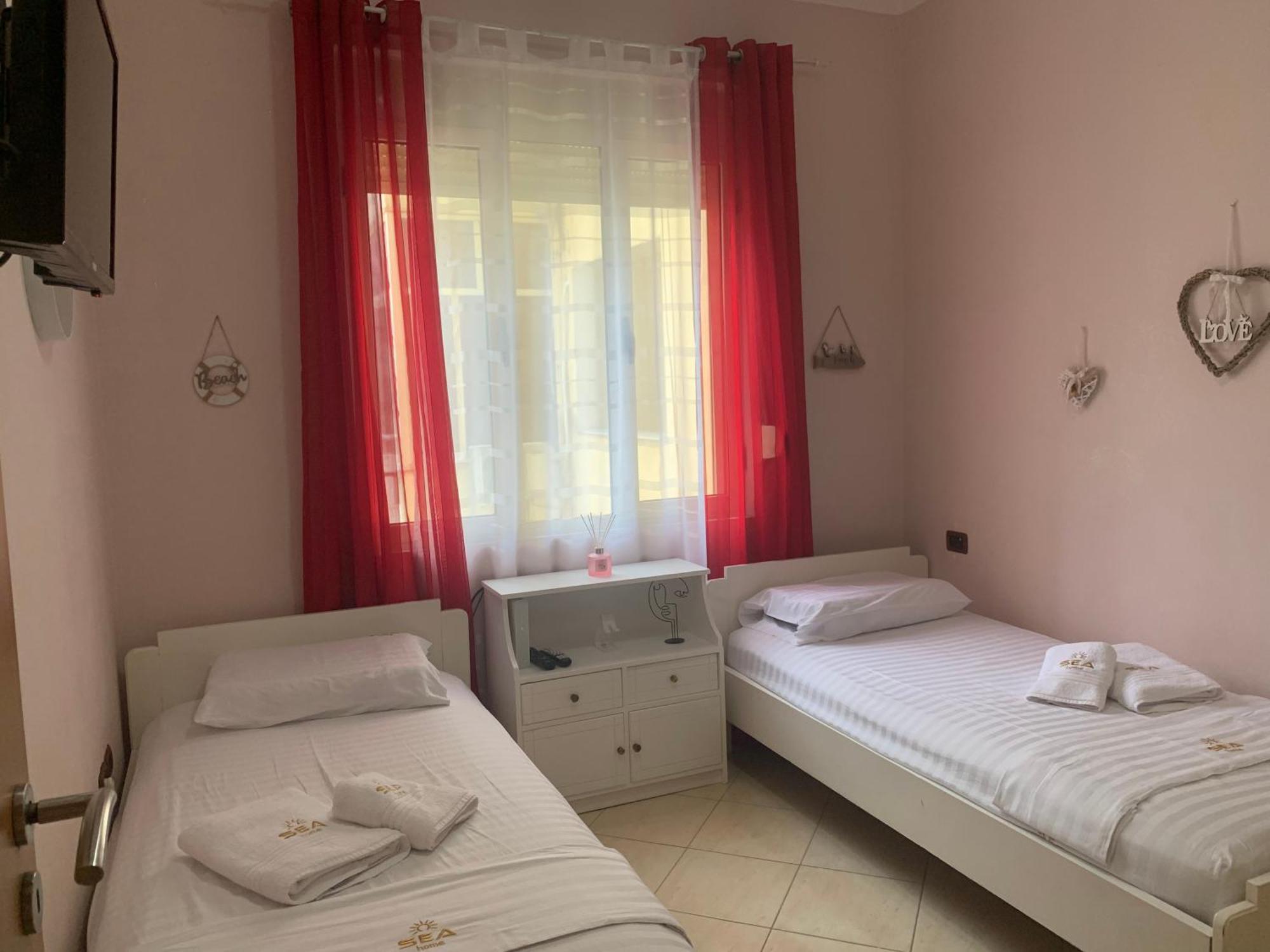 Lungomare Apartment Sea Home Vlorë Esterno foto